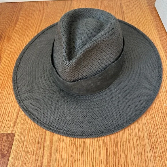 Janessa Leone Rose straw fedora - black - Picture 7 of 11